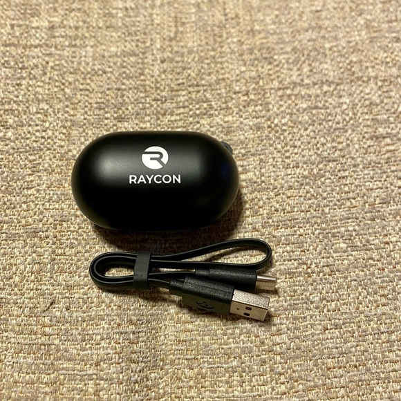 Raycon Headphones Raycon Replacement Charging Case For The Everyday